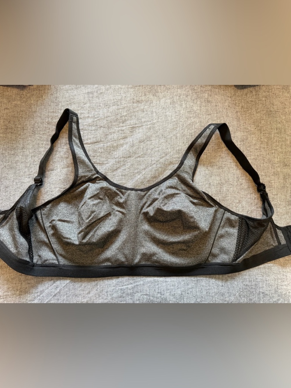 Wacoal Heather Gray Wireless Bralette with Black Trim